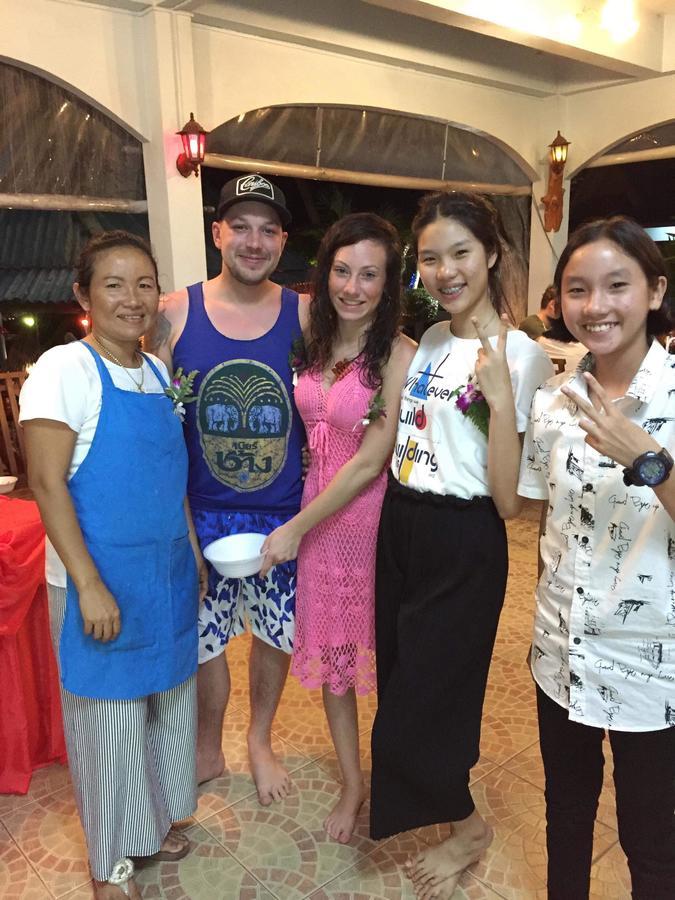 太阳海度假酒店 Baan Khai 外观 照片